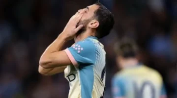 ثلاثة لاعبين مهددون بالرحيل عن مانشستر سيتي في سوق يناير 2026